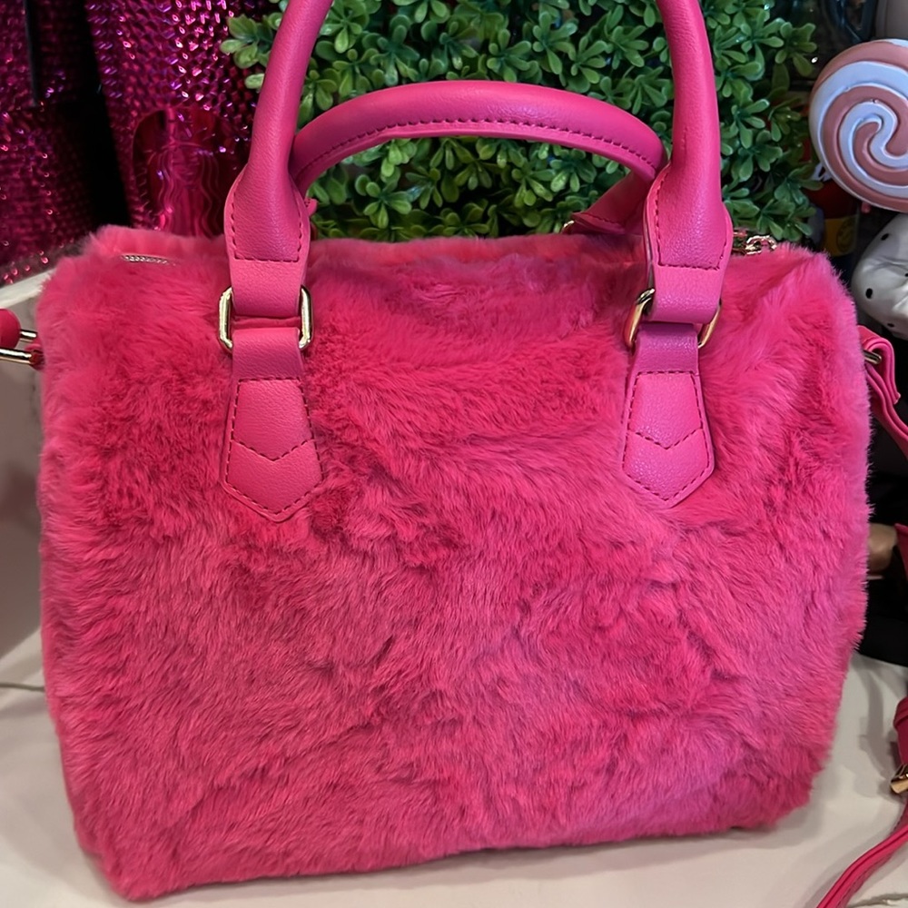 🩷🍒Juicy couture free love speedy satchel - Picture 6 of 13
